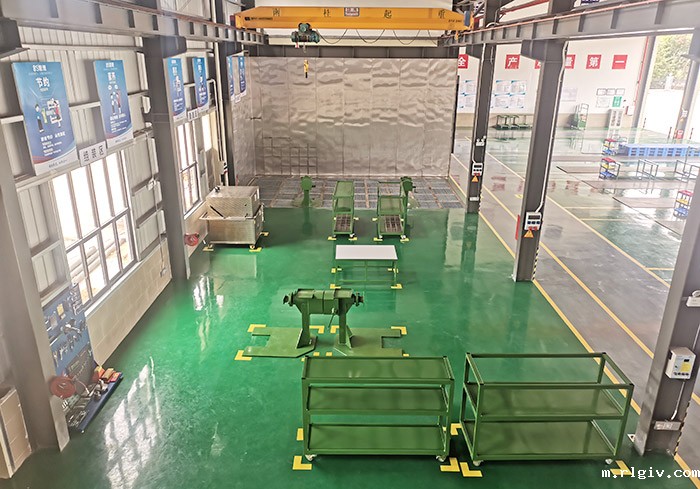 发动机大修工位